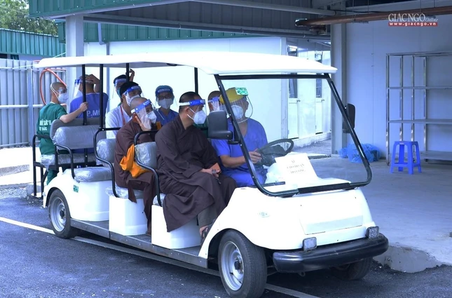 Tại đây, nhiều khu điều trị theo mức độ nặng, nhẹ của bệnh nhân Covid-19 Tại đây, nhiều khu điều trị theo mức độ nặng, nhẹ của bệnh nhân Covid-19