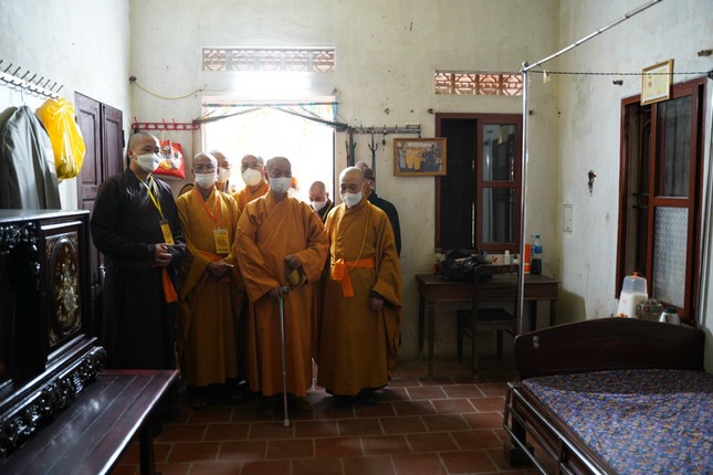 Thăm lại nơi căn thiền thất đơn sơ của Đại lão Hoà thượng Thích Phổ Tuệ tại Tổ đình Viên Minh - Ảnh: Bảo Trinh