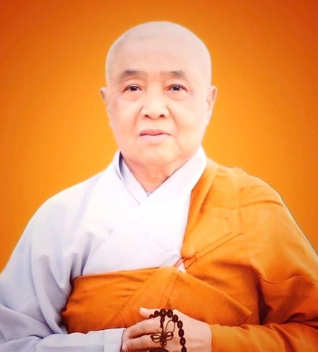 Chân dung Ni trưởng Thích nữ Như Nguyên