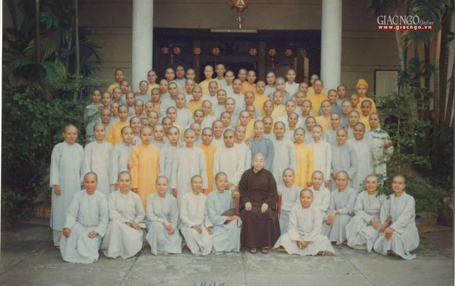 Với các Ni sinh viên Trường Cao cấp Phật học VN tại TP.HCM