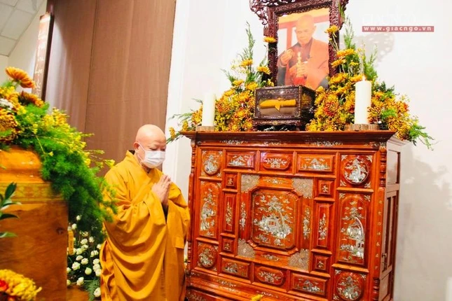 Tuần tự hữu nhiễu kim quan