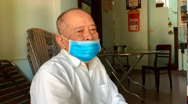 Nghệ nhân Nguyễn Văn Sính từng có "duyên" làm đài hỏa thiêu cho nhiều vị Hòa thượng viên tịch tại Huế - Ảnh: Lê Hoài Nhân