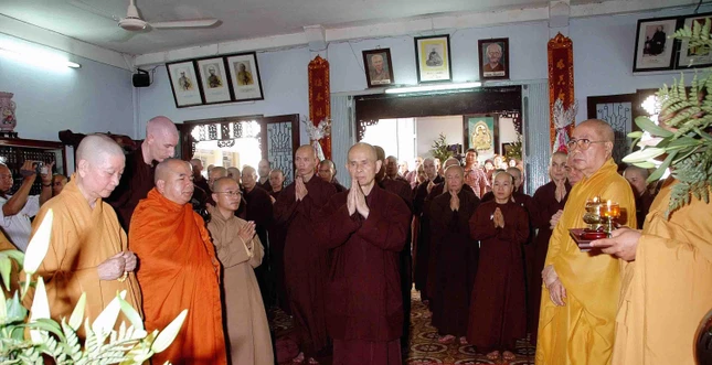 Lễ Phật, lễ Tổ