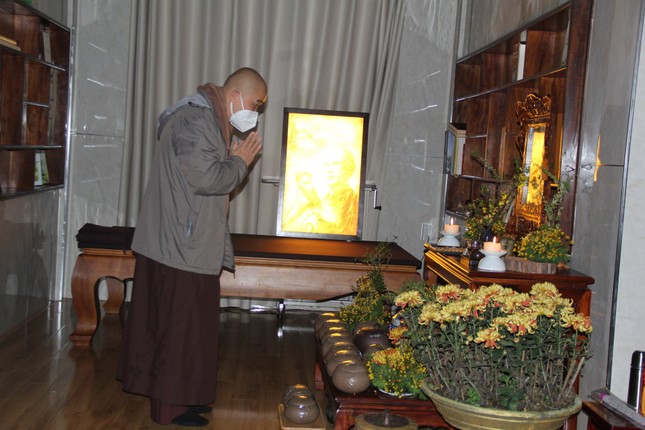 Bên trong thất Lắng Nghe sáng mùng 3 Tết