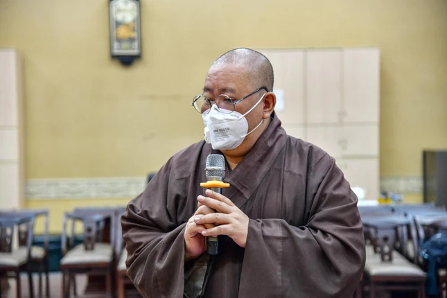 Thượng tọa Thích Đồng Văn, Trưởng phòng Sau đại học