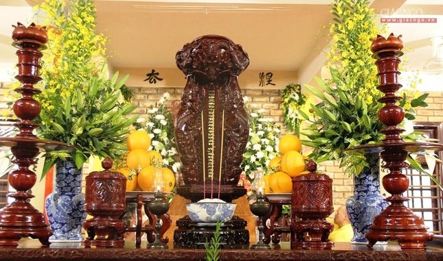 Long vị Trưởng lão Hòa thượng Long vị Trưởng lão Hòa thượng