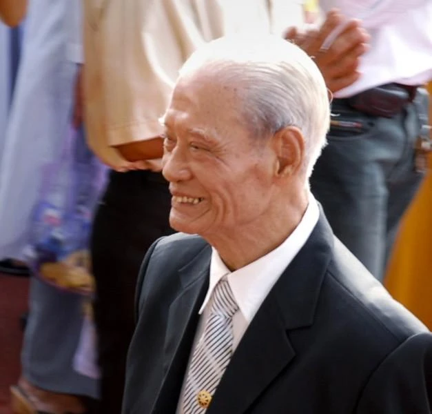 Cư sĩ Tống Hồ Cầm - Ảnh: Bảo Toàn Cư sĩ Tống Hồ Cầm - Ảnh: Bảo Toàn