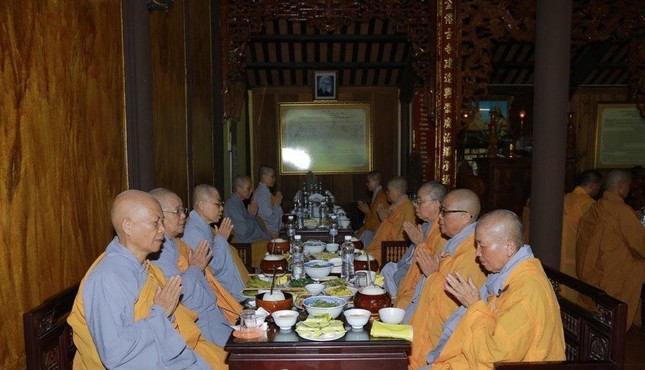 Chư Ni trưởng các trú xứ cũng trở về tổ đình