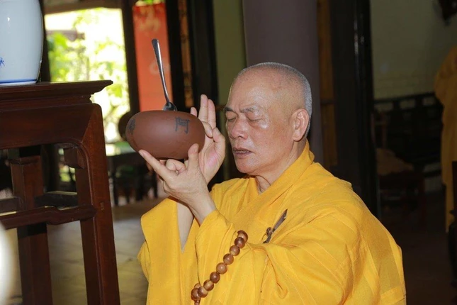 Cùng thực hiện nghi thức quá đường chung