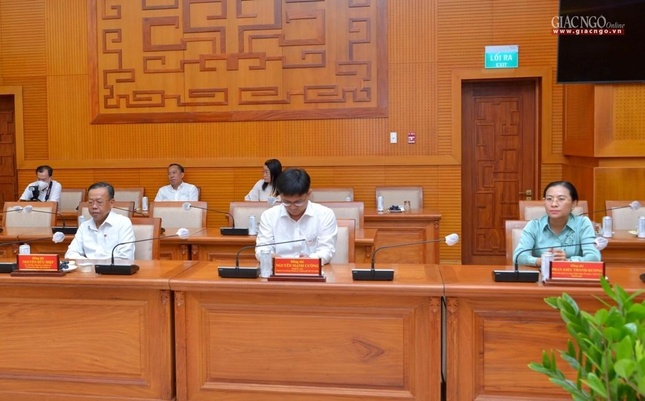 Tham dự còn có lãnh đạo các cơ quan chức năng