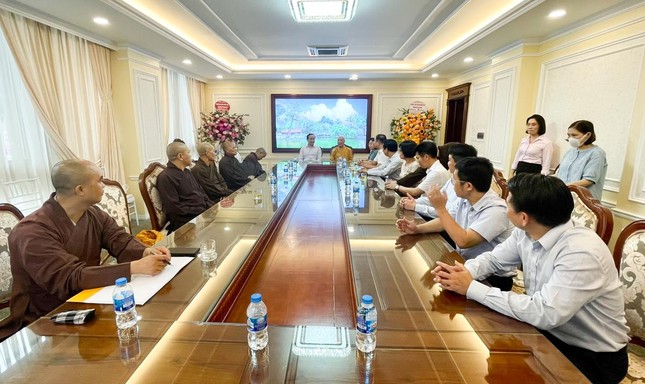 Đoàn Đại biểu Quốc hội, Thường trực HĐND TP.Hà Nội đến thăm Ban Tổ chức - Ảnh: Công Minh