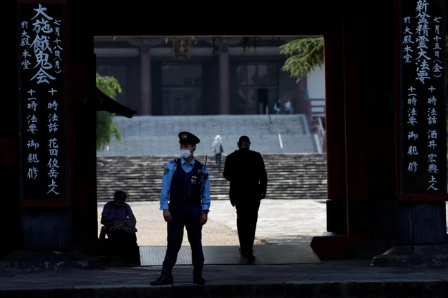 Không khí yên tĩnh và tôn nghiêm