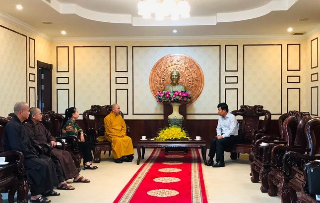 Bí thư Tỉnh ủy Bình Phước Nguyễn Mạnh Cường tiếp thân mật Thượng tọa Thích Đức Thiện
