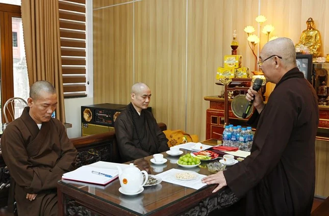 Thượng tọa Thích Thanh Ân phát biểu