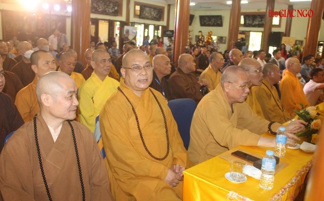 Chư tôn đức tham dự