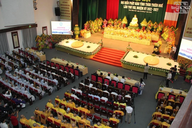 Đại hội đại biểu Phật giáo tỉnh Thừa Thiên Huế lần thứ VIII, nhiệm kỳ 2022-2027 đã diễn ra tốt đẹp sau thời gian tạm hoãn vì những khó khăn liên quan tới việc giới thiệu nhân sự chủ chốt.