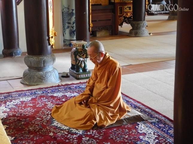 Chuyên tâm thiền định - Ảnh tư liệu của ĐĐ.Hương Yên