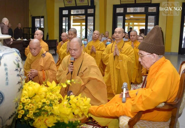 Trưởng lão Hòa thượng Thích Đức Nghiệp tham dự