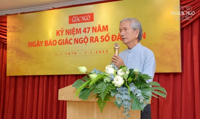 Cư sĩ Trần Đình Sơn chia sẻ những kỷ niệm, bày tỏ mong muốn Báo Giác Ngộ tiếp tục phát triển để đáp ứng nhu cầu định hướng thông tin cho người Phật tử