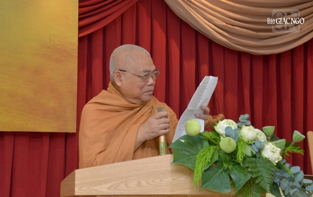 Hòa thượng tặng mọi người trong ngày đoàn tụ hoan hỷ Hòa thượng tặng mọi người trong ngày đoàn tụ hoan hỷ