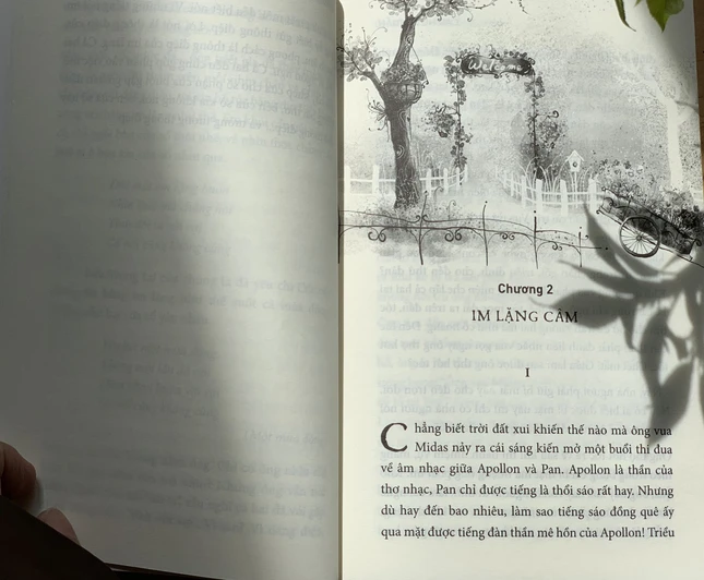 Một trang trong "Im lặng như lời chia tay" - Ảnh HĐ chụp lại từ sách