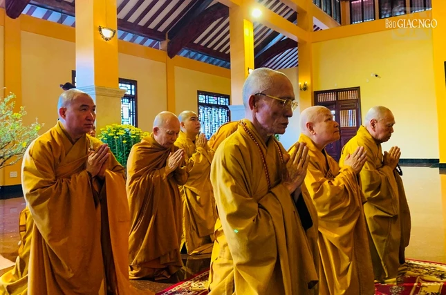 Hòa thượng Chủ tịch và phái đoàn Hội đồng Trị sự GHPGVN Hòa thượng Chủ tịch và phái đoàn Hội đồng Trị sự GHPGVN