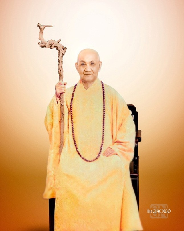 Tôn dung Đức Trưởng lão Hòa thượng Thích Trí Đức