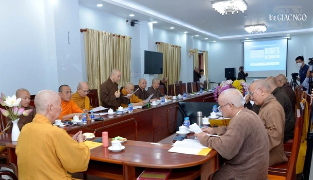 Quang cảnh buổi họp Quang cảnh buổi họp