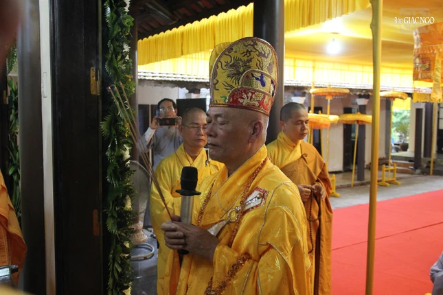 Hòa thượng sám chủ Hòa thượng sám chủ