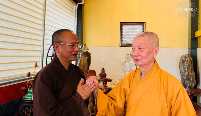 Ngài nhắn nhủ trong đạo tình với Hòa thượng Thích Quảng Hà, qua Hòa thượng gửi lời thăm hỏi Tăng Ni, Phật tử tỉnh Nam Định