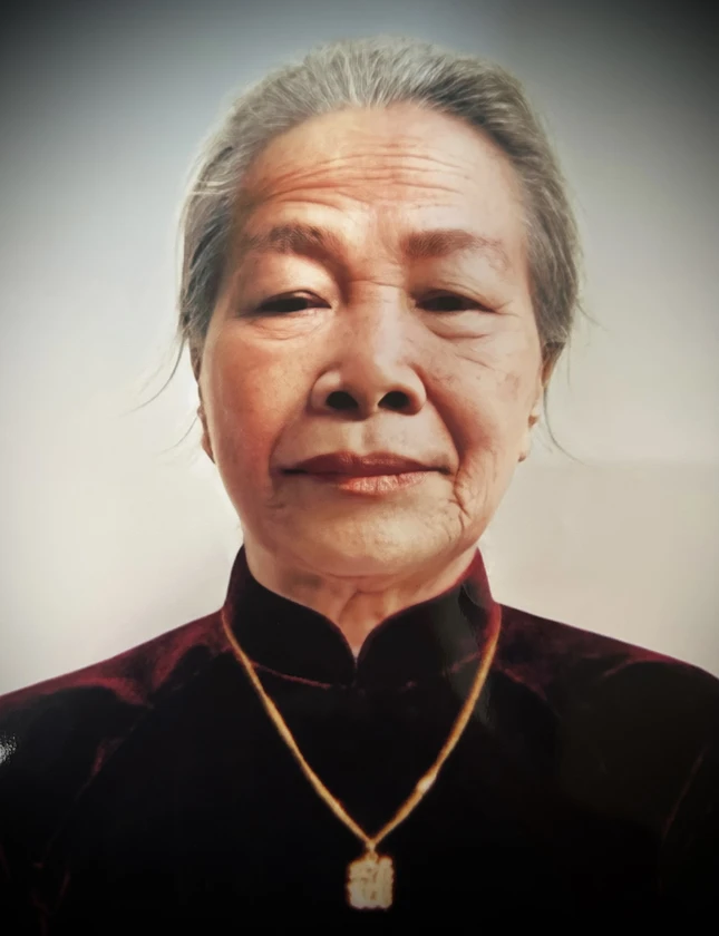 Chân dung cụ bà Phạm Thị Hoà, pháp danh Thường Lạc Chân dung cụ bà Phạm Thị Hoà, pháp danh Thường Lạc