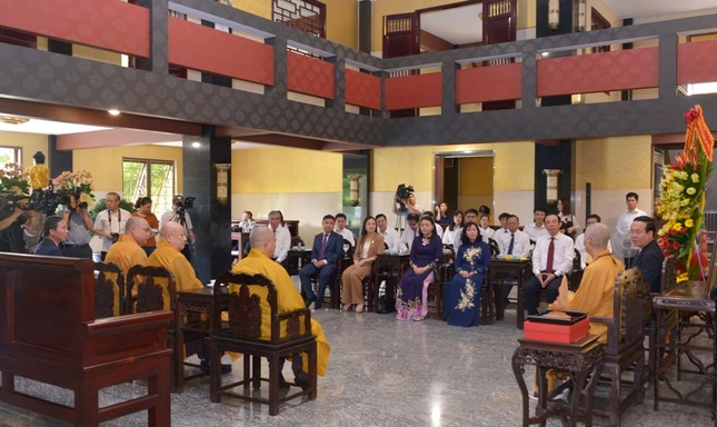 Buổi thăm Đức Pháp chủ tại chùa Huê Nghiêm - TP.Thủ Đức