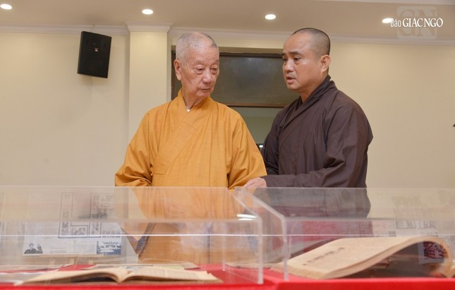 Với các ấn bản gốc báo chí Phật giáo tại triển lãm do Thư viện Huệ Quang và một số cá nhân cung cấp