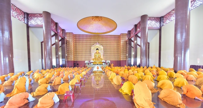 Ngôi chánh điện mới trong khuôn viên Học viện Phật giáo VN tại TP.HCM