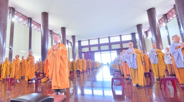 Trưởng lão Hòa thượng Thích Trí Quảng năm nay đã ngoài 80 tuổi, hơn 70 năm xuất gia tu hành