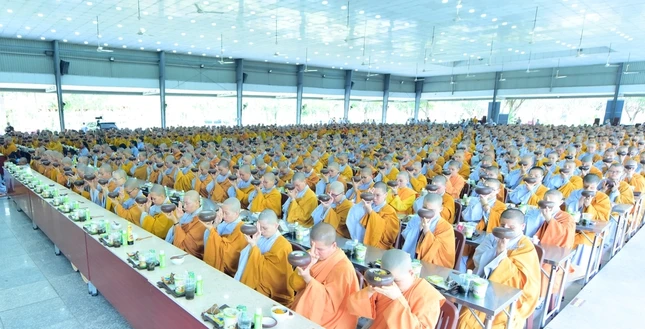 Bên cạnh cơ sở II, còn có chùa Thanh Tâm (Phật Cô Đơn) phụ cận dành riêng cho Ni sinh nội trú