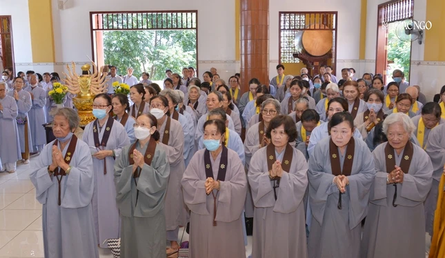 Phật tử Đạo tràng Pháp Hoa