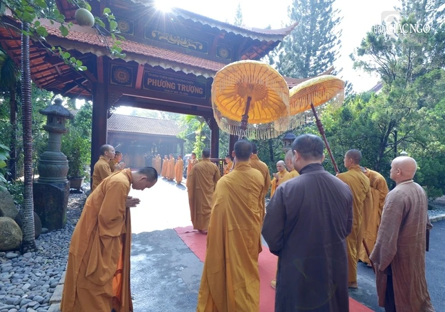 Lối vào phương trượng của thiền viện