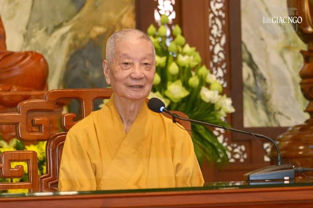 Đức Pháp chủ chia sẻ sau khi chư Tăng Ni thỉnh cầu ngài giáo giới