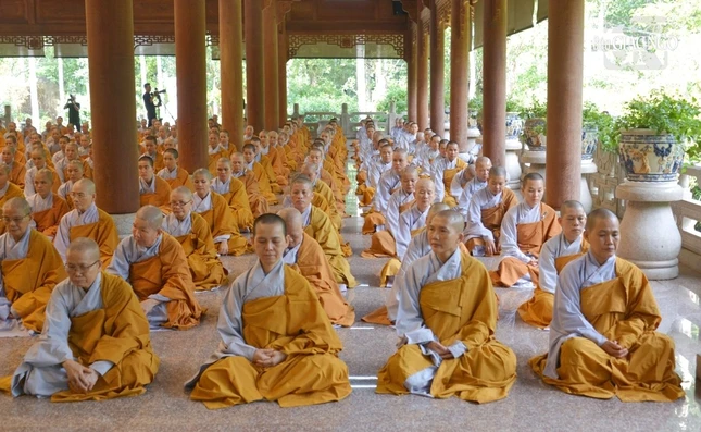 Là phải hiểu và tiếp nối chí nguyện, cốt cách của vị Thầy