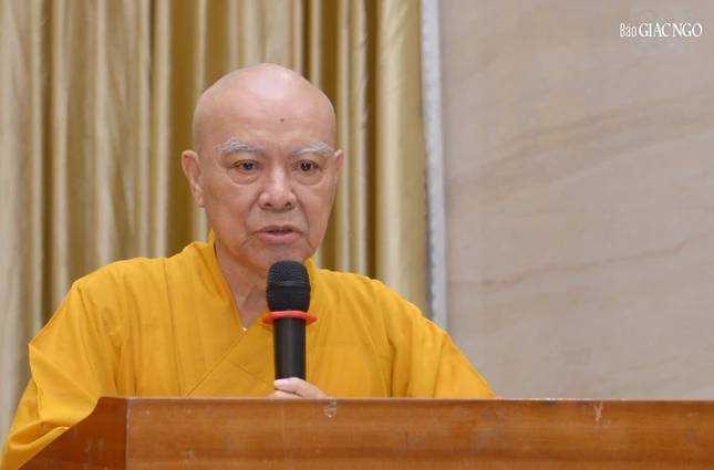 Hòa thượng Thích Nhật Hỷ, Phó ban Trị sự kiêm Trưởng ban Hoằng pháp TP.HCM thông báo về thi diễn giảng tại các trường hạ