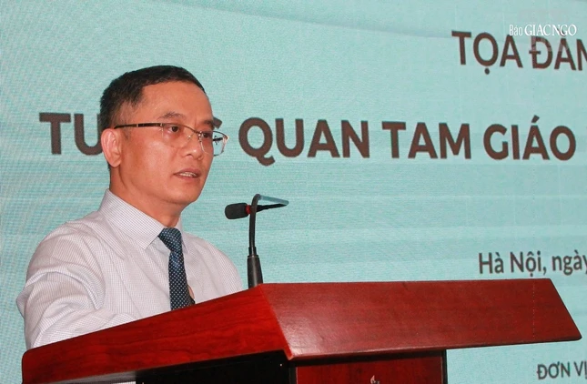 PGS.TS.Nguyễn Tiến Vinh phát biểu khai mạc