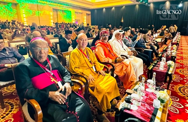 Các đại biểu tham dự