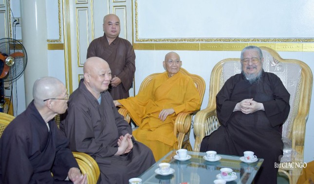 Ngài chia sẻ sự quan tâm đặc biệt về lĩnh vực hoằng pháp mà ngài có quá trình gắn bó nhiều năm liền trong thời gian làm Phật sự tại Thành hội Phật giáo TP.HCM Ngài chia sẻ sự quan tâm đặc biệt về lĩnh vực hoằng pháp mà ngài có quá trình gắn bó nhiều năm liền trong thời gian làm Phật sự tại Thành hội Phật giáo TP.HCM