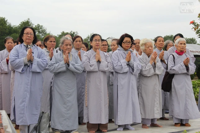 Nhân lễ tiên thường Đại lão Hòa thượng Thích Trí Quang