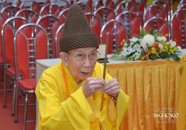 Trưởng lão Hòa thượng Thích Đức Nghiệp tưởng niệm