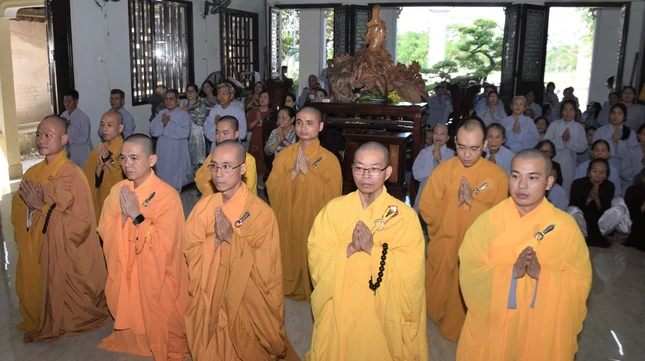 Các vị đệ tử của cố Thượng tọa Thích Giác Chơn