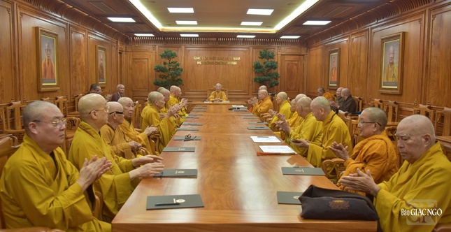 Sau đó chư vị đã đi đến thống nhất