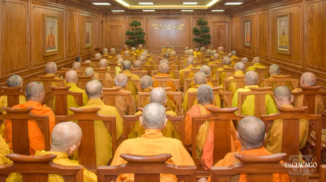 Quang cảnh Đại nghị của Hội đồng Chứng minh tại Việt Nam Quốc Tự