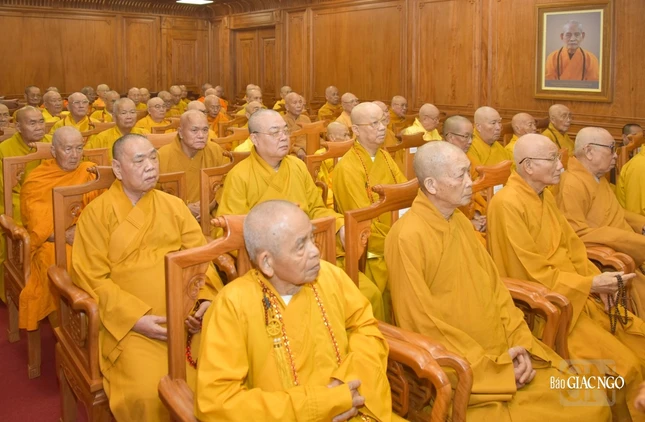Chư Trưởng lão tham dự